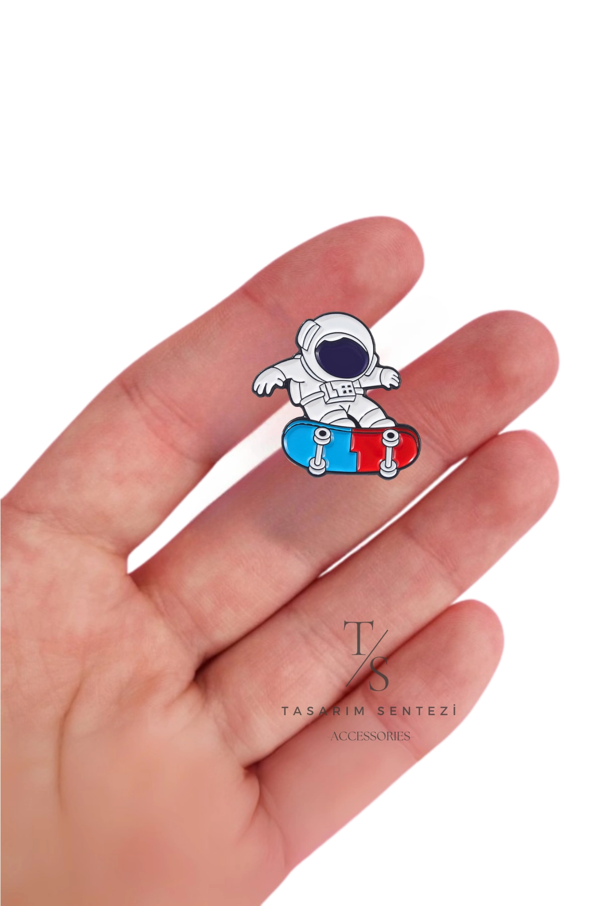 Rozet Metal Kaykay Binen Astronot Gezegen Uzay