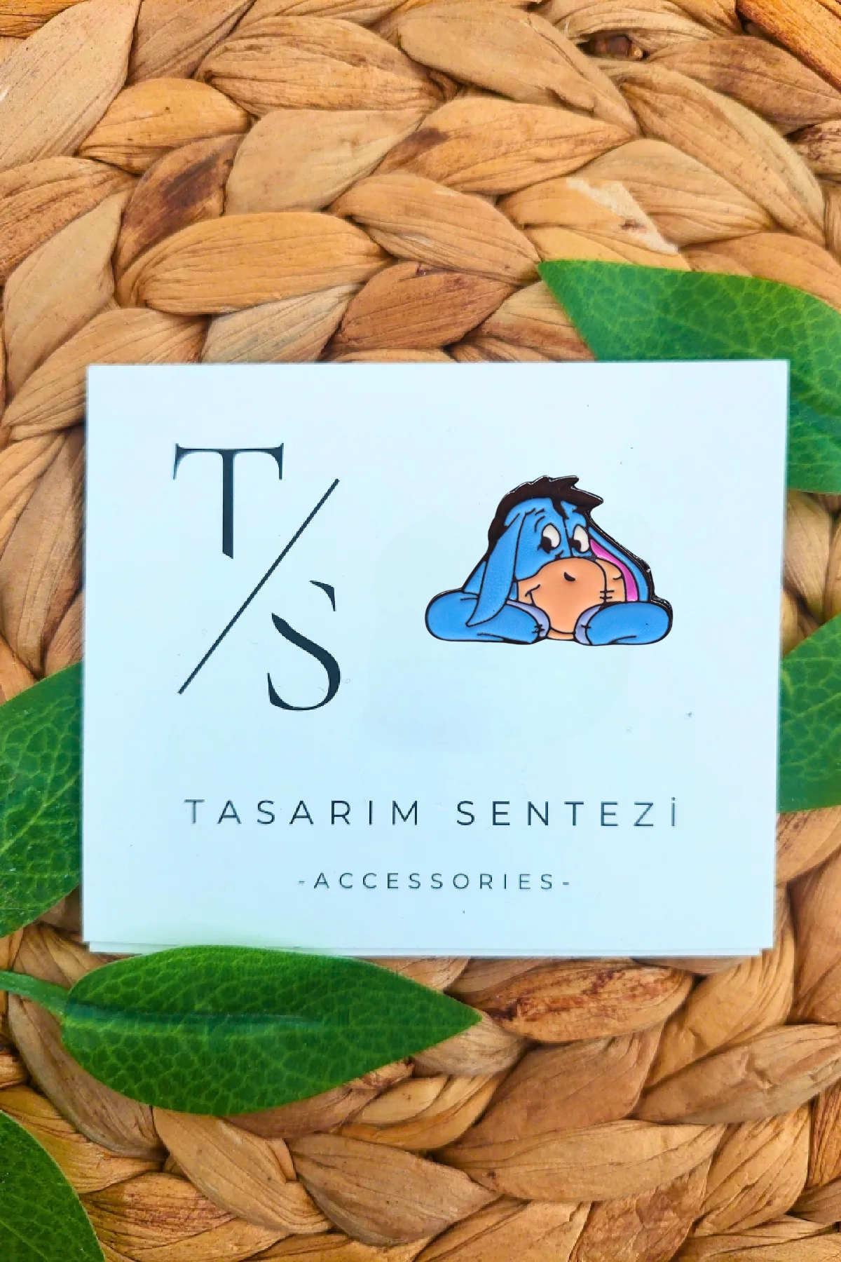 Rozet Metal Eeyore Iyor Eşek Winnie The Pooh