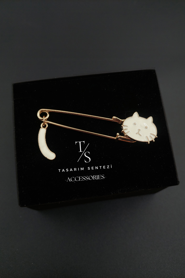 Badge Metal White Cat Tail Safety Pin