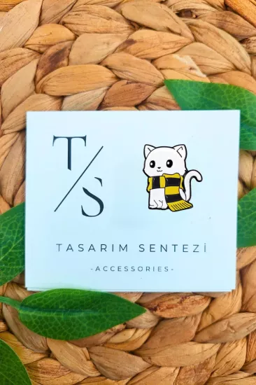 Rozet Metal Sarı Atkılı Beyaz Kedi Hayvan 
