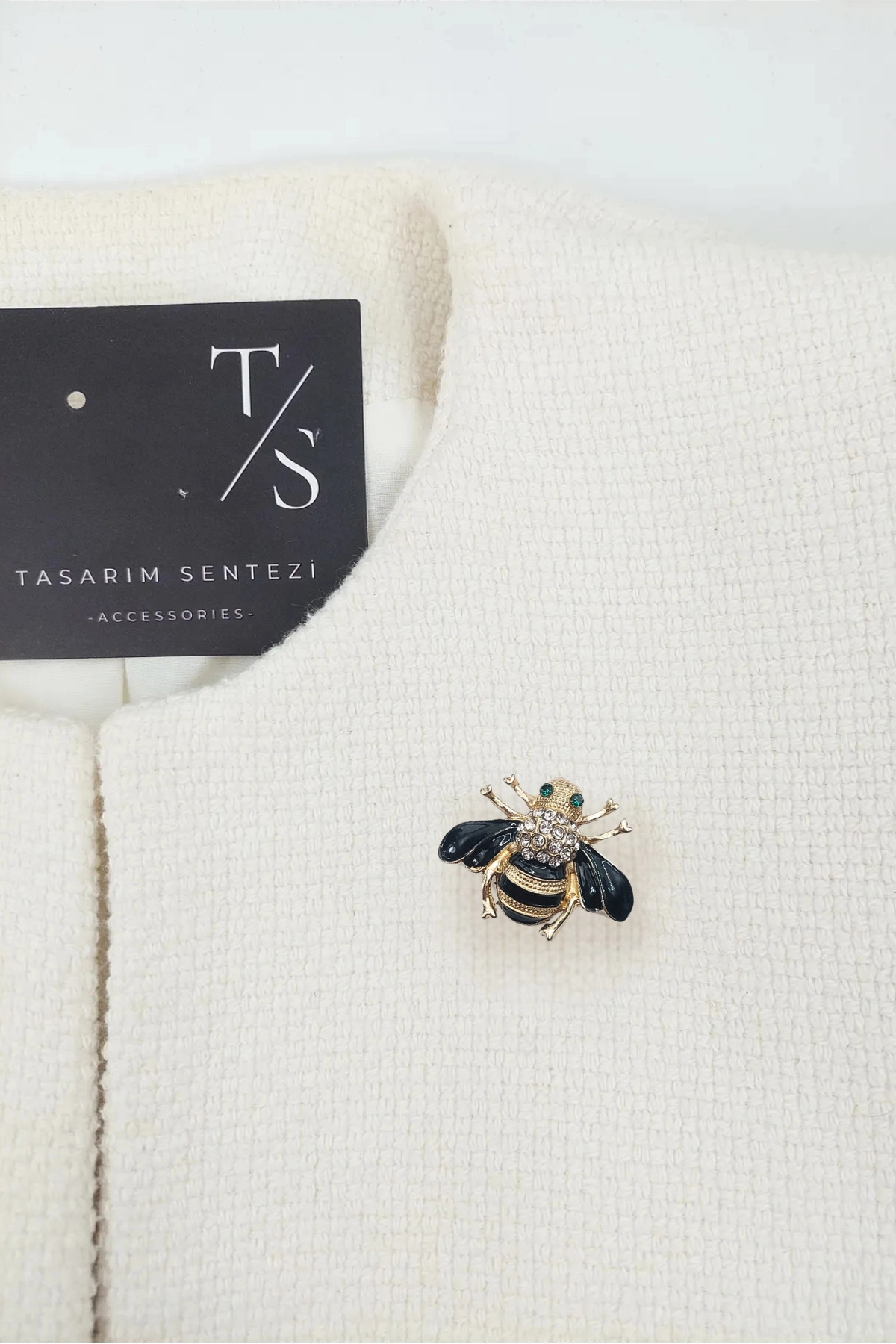 Brooch Metal Black Bee with Stone Animal Bee