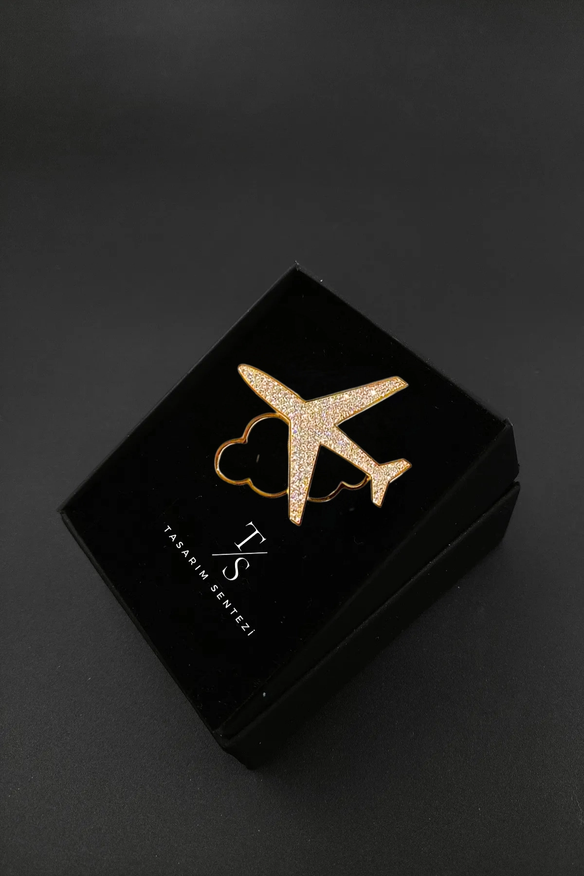 Broş Metal Uçak Bulut Gold Hostes Fly