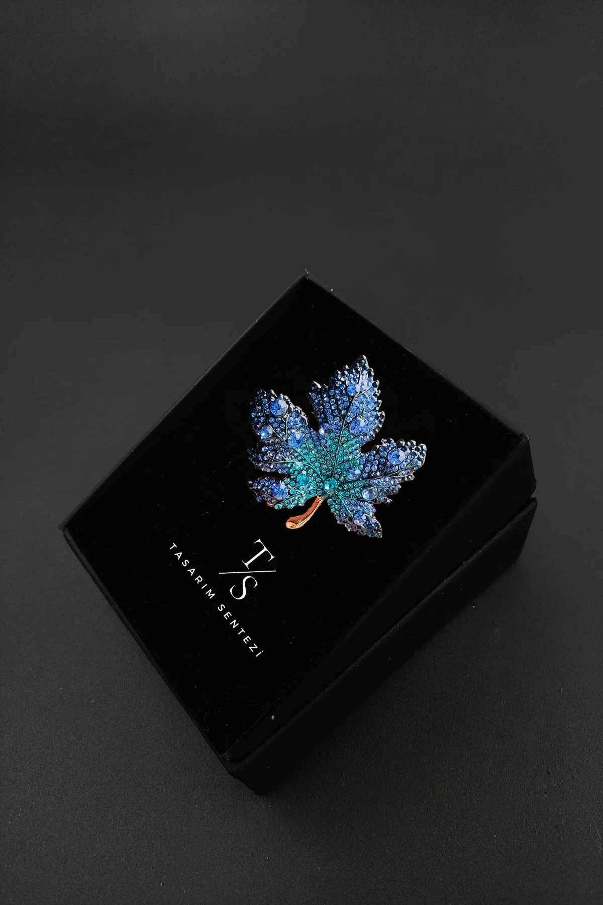 Brooch Metal Leaf Stone Blue