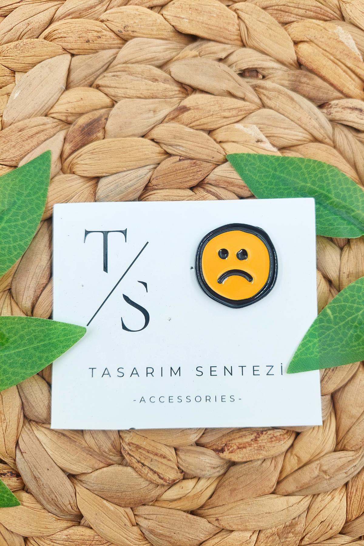 Rozet Metal Emoji Üzgün Hüzünlü Yüz Surat
