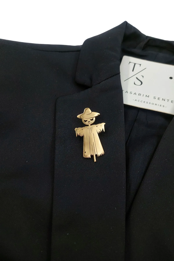 Brooch Steel Railing Scarecrow Gold